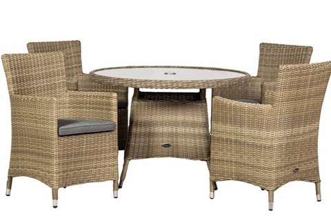 Wentworth 4 Seater Carver Dining Set