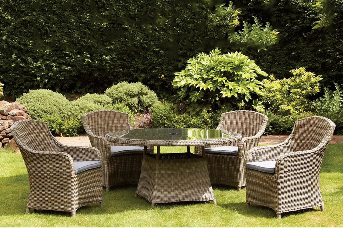 Wentworth 4 Seater Rattan Garden Dining Set Imperial Chairs Royalcraft