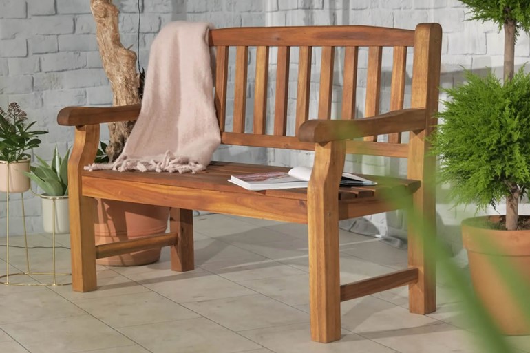 Turnbury Wooden Slatted Bench