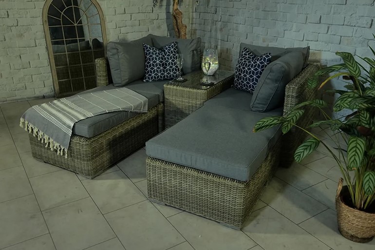 Wentworth 4 Seater Multi Setting Relaxer Set