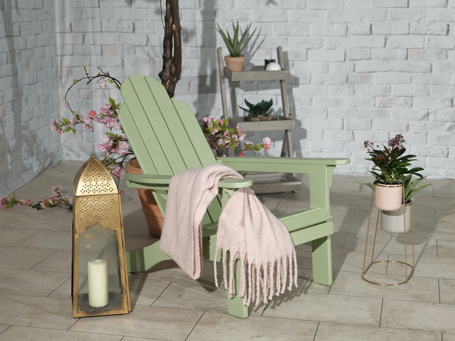 green painted wooden deck chair