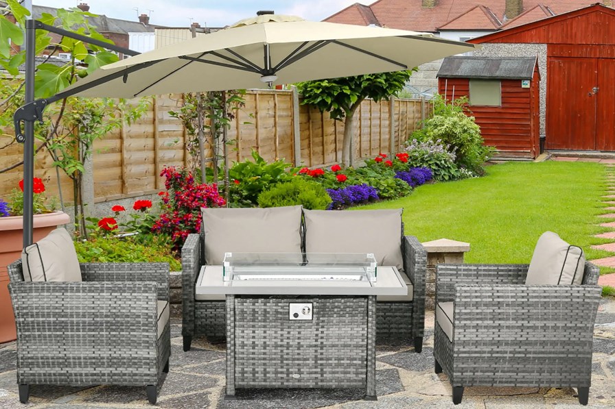 Lira Rattan Firepit Set