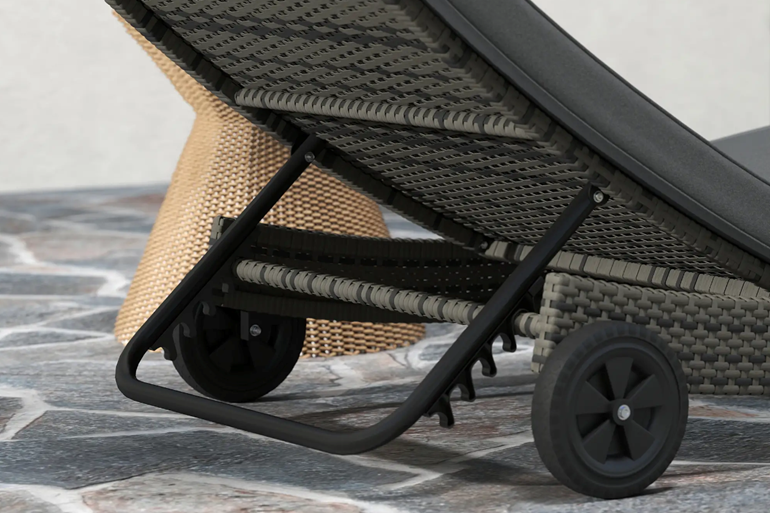 Kiva Adjustable Sun Lounger